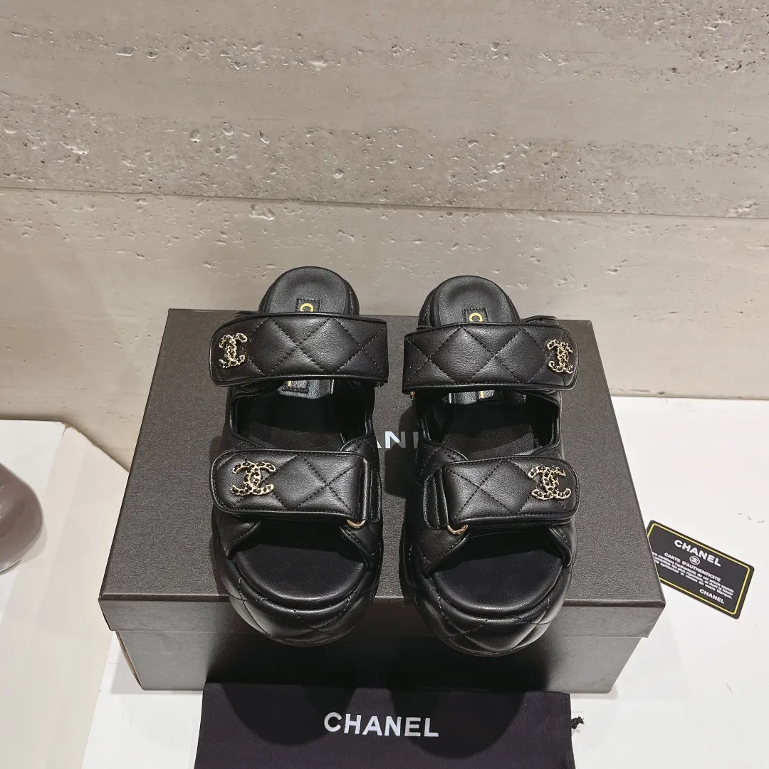 👟👟Ex-factory price 520👟👟 (top version) CHANEL Chanel C Jia Xiaoxiang 24ss new wedge heel open toe high heel sandals Top counter quality, don’t be super stunning the moment you put it on your feet🔥All materials are customized according to the original version! Upper: imported cowhide, lining: imported sheepskin, feet: sheepskin, sole: original outsole, size: 34-41